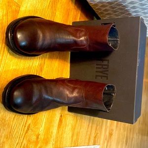 Frye Men’s Brown Inside Zip Boots